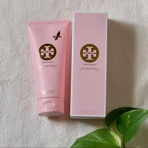 NEW Tory Burch Love Relentlessly Bath & Shower Gel